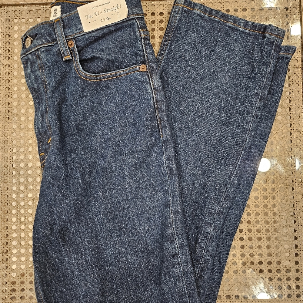 Abercrombie and Fitch Size 25 Dark Short - NWT